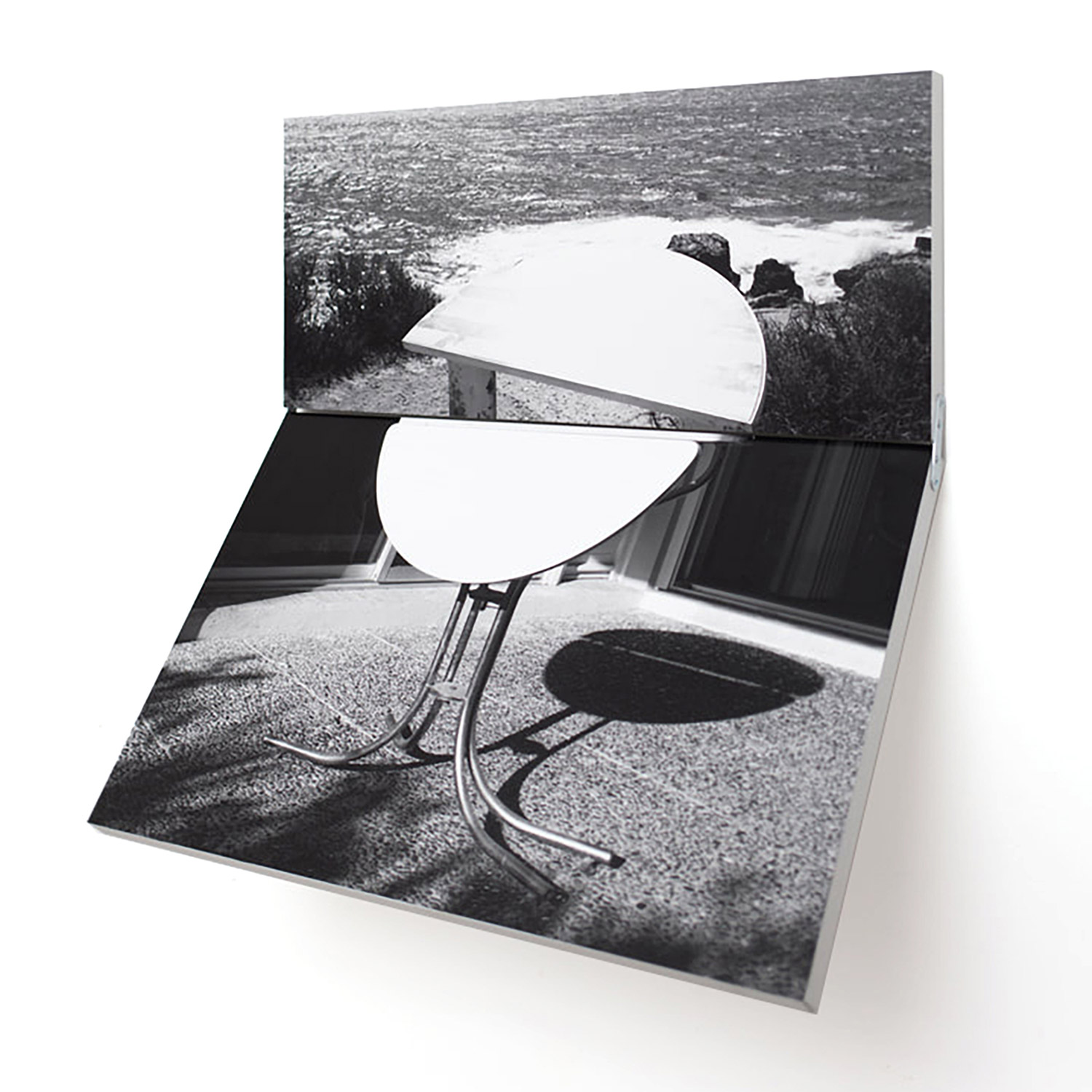 Mathilde Geldhof - La deuxième table, 2020 tirages lambda, bois, charnières, 69,3 cm X 75,3 cm - © ADAGP